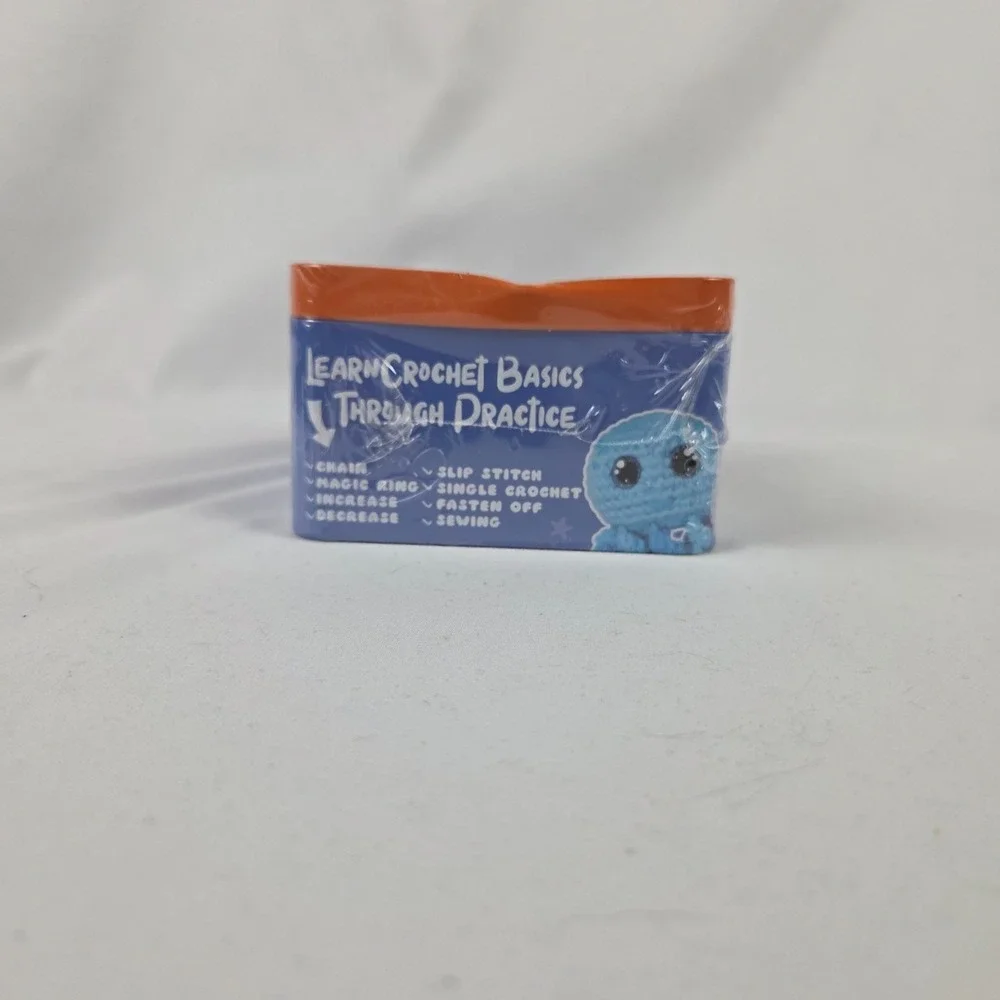 New Sealed Cookie Box Minis Crochet‎ Kit for Beginners – Oxy the Jellyfish